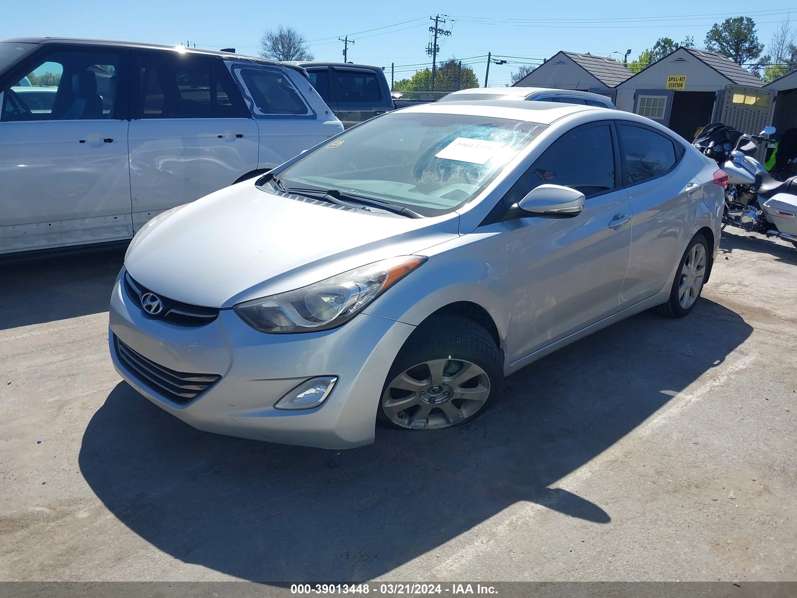 Photo 1 VIN: KMHDH4AE2CU258721 - HYUNDAI ELANTRA 