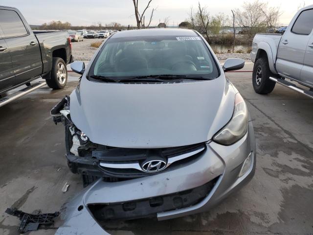 Photo 4 VIN: KMHDH4AE2CU275230 - HYUNDAI ELANTRA 