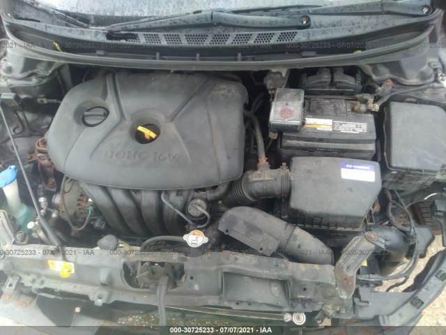 Photo 9 VIN: KMHDH4AE2CU290343 - HYUNDAI ELANTRA 