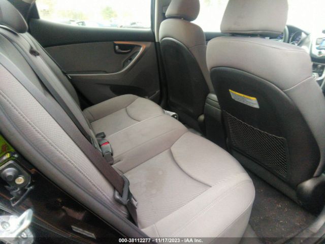 Photo 7 VIN: KMHDH4AE2CU291640 - HYUNDAI ELANTRA 