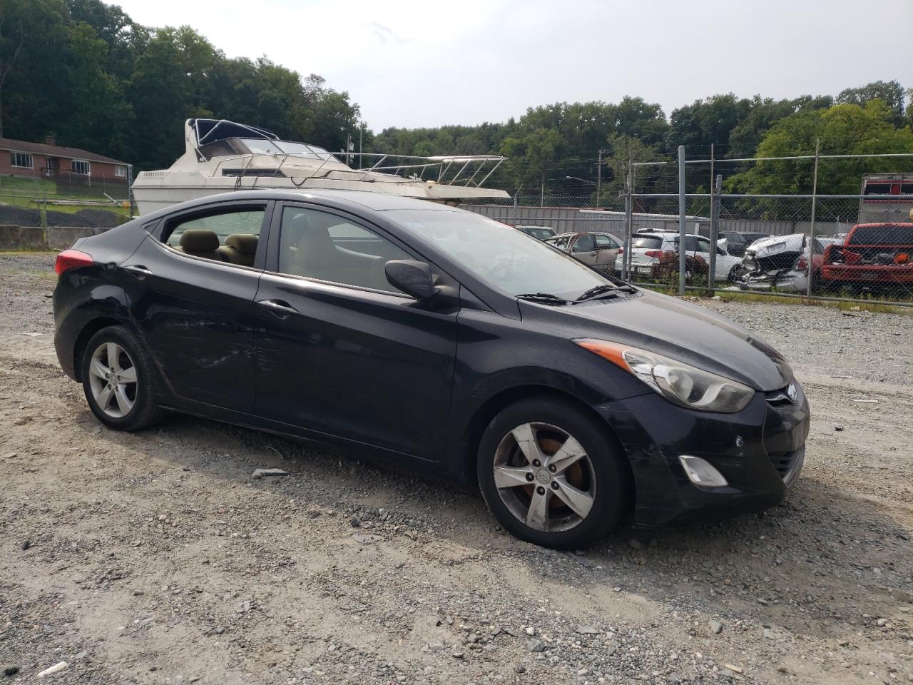 Photo 3 VIN: KMHDH4AE2CU301311 - HYUNDAI ELANTRA 