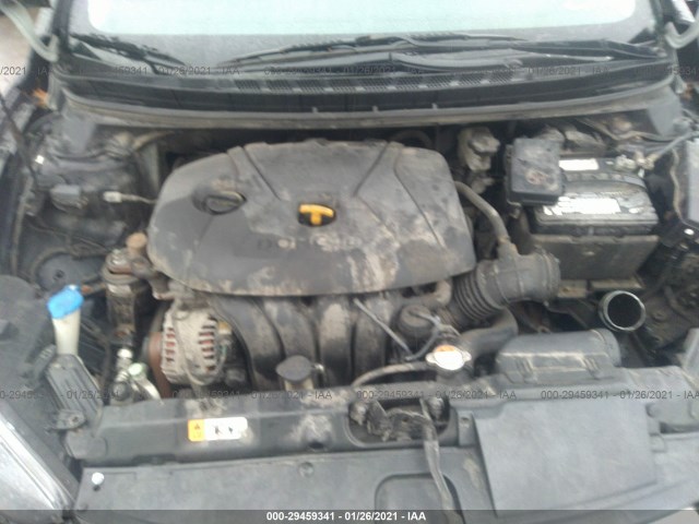 Photo 9 VIN: KMHDH4AE2CU305410 - HYUNDAI ELANTRA 