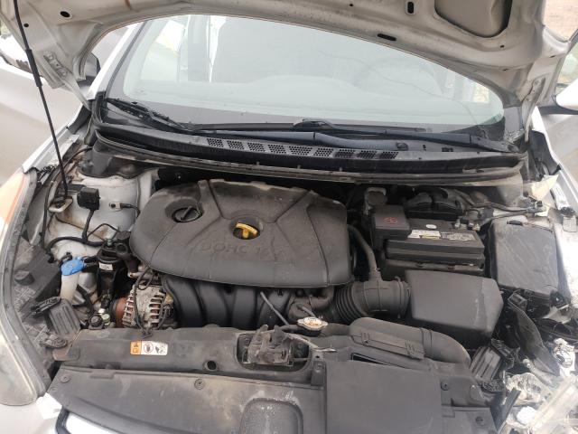 Photo 6 VIN: KMHDH4AE2CU305746 - HYUNDAI ELANTRA GL 