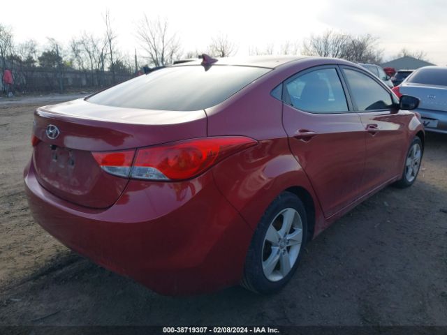 Photo 3 VIN: KMHDH4AE2CU393438 - HYUNDAI ELANTRA 