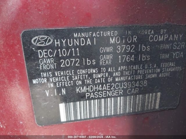 Photo 8 VIN: KMHDH4AE2CU393438 - HYUNDAI ELANTRA 