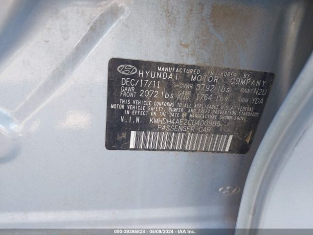 Photo 8 VIN: KMHDH4AE2CU400985 - HYUNDAI ELANTRA 