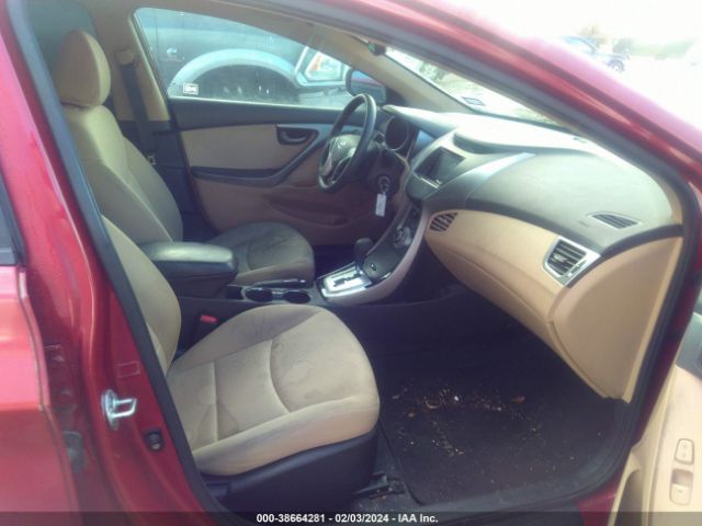 Photo 4 VIN: KMHDH4AE2CU425045 - HYUNDAI ELANTRA 