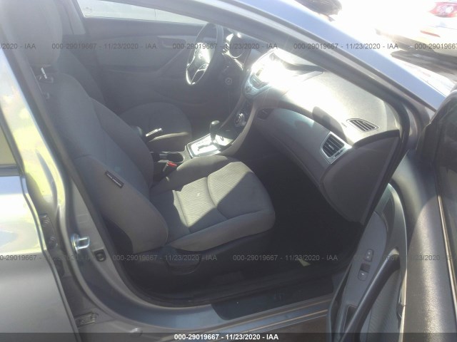 Photo 4 VIN: KMHDH4AE2CU456196 - HYUNDAI ELANTRA 