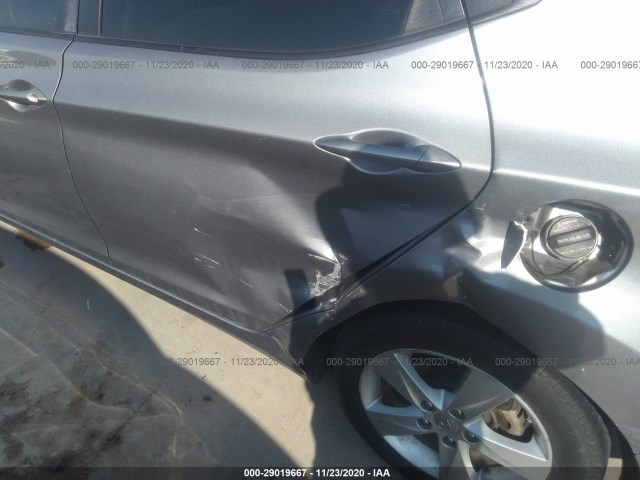 Photo 5 VIN: KMHDH4AE2CU456196 - HYUNDAI ELANTRA 