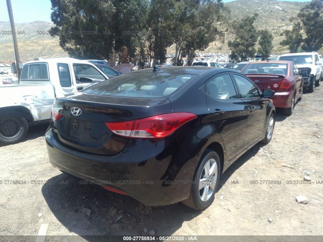 Photo 3 VIN: KMHDH4AE2DU002810 - HYUNDAI ELANTRA 