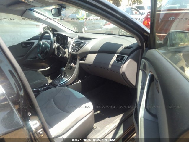 Photo 4 VIN: KMHDH4AE2DU002810 - HYUNDAI ELANTRA 