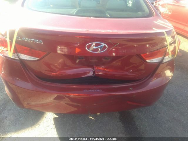 Photo 5 VIN: KMHDH4AE2DU524319 - HYUNDAI ELANTRA 