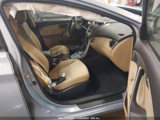 Photo 4 VIN: KMHDH4AE2DU535613 - HYUNDAI ELANTRA 