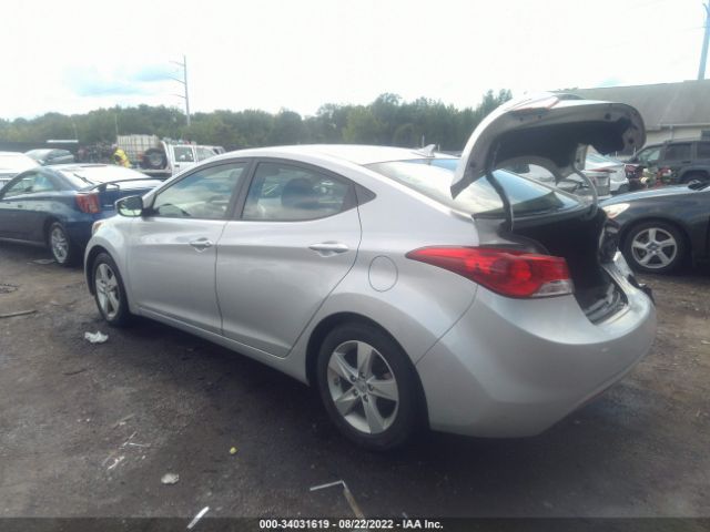 Photo 2 VIN: KMHDH4AE2DU611685 - HYUNDAI ELANTRA 