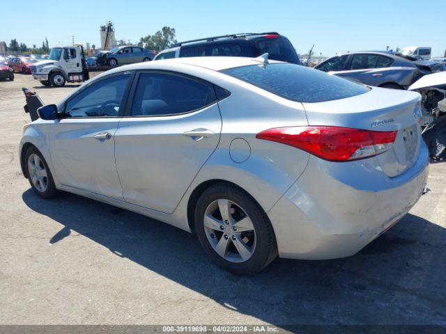 Photo 2 VIN: KMHDH4AE2DU724939 - HYUNDAI ELANTRA 