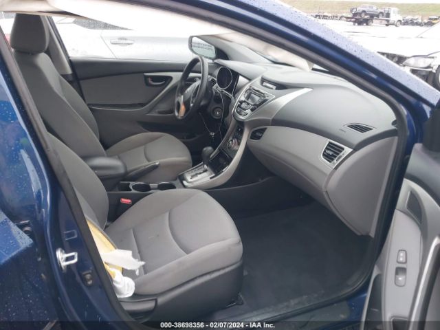 Photo 4 VIN: KMHDH4AE2DU730790 - HYUNDAI ELANTRA 