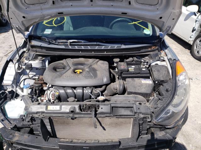 Photo 6 VIN: KMHDH4AE2DU744074 - HYUNDAI ELANTRA GL 