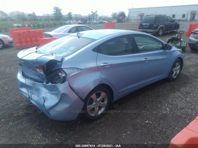 Photo 3 VIN: KMHDH4AE2DU774532 - HYUNDAI ELANTRA 