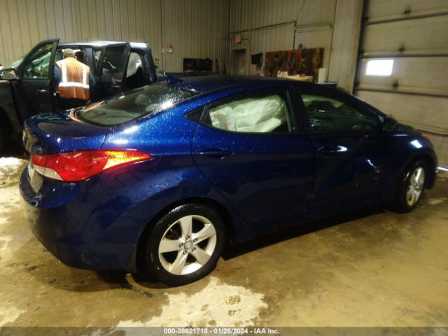 Photo 3 VIN: KMHDH4AE2DU779004 - HYUNDAI ELANTRA 