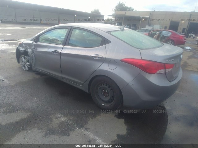 Photo 2 VIN: KMHDH4AE2DU811417 - HYUNDAI ELANTRA 