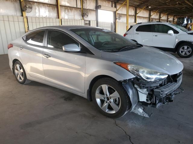 Photo 3 VIN: KMHDH4AE2DU824796 - HYUNDAI ELANTRA GL 