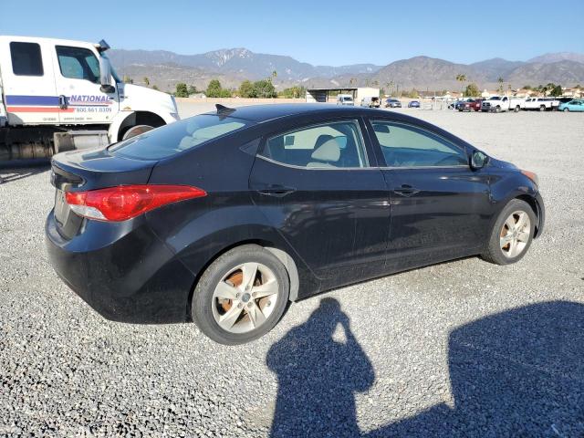 Photo 2 VIN: KMHDH4AE2DU824913 - HYUNDAI ELANTRA 