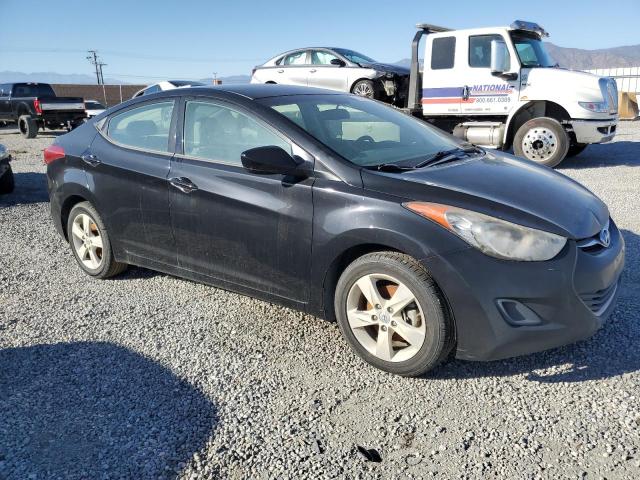 Photo 3 VIN: KMHDH4AE2DU824913 - HYUNDAI ELANTRA 