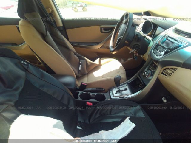 Photo 4 VIN: KMHDH4AE2DU843462 - HYUNDAI ELANTRA 