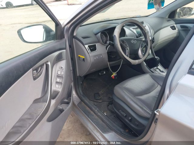 Photo 4 VIN: KMHDH4AE2DU856311 - HYUNDAI ELANTRA 