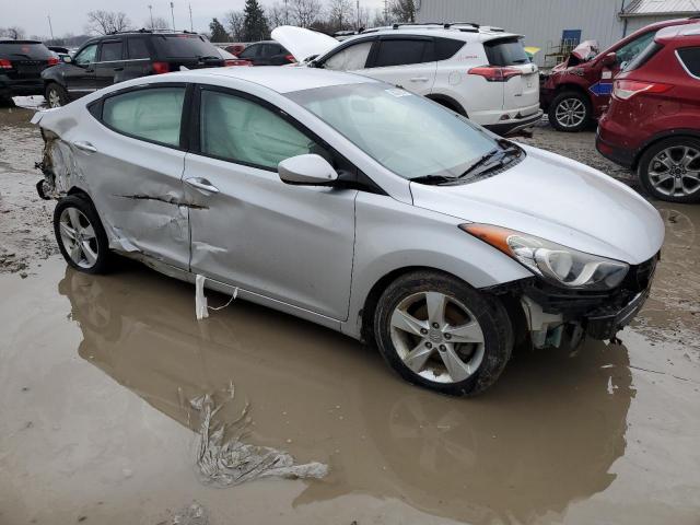 Photo 3 VIN: KMHDH4AE2DU967022 - HYUNDAI ELANTRA GL 