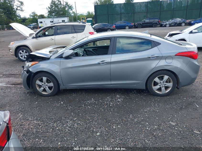 Photo 13 VIN: KMHDH4AE2DU980546 - HYUNDAI ELANTRA 