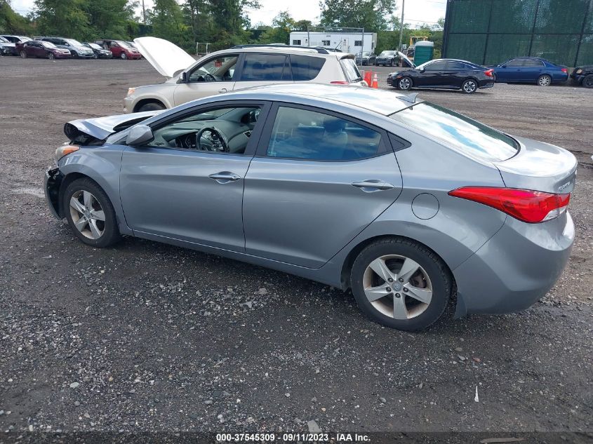 Photo 2 VIN: KMHDH4AE2DU980546 - HYUNDAI ELANTRA 