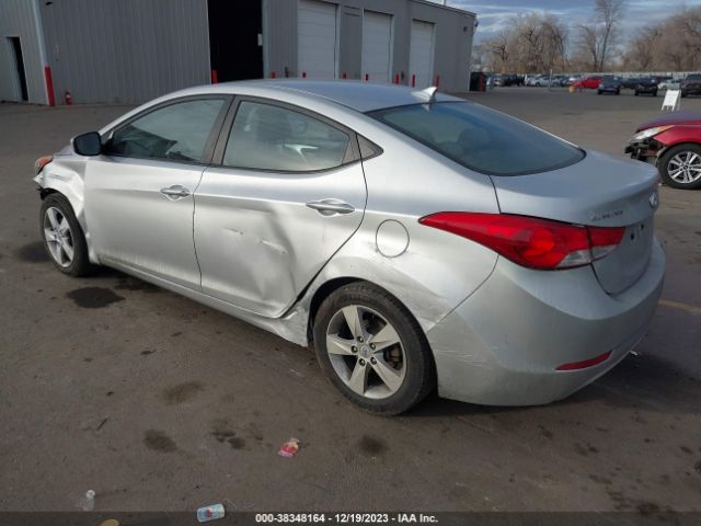 Photo 2 VIN: KMHDH4AE2DU992566 - HYUNDAI ELANTRA 