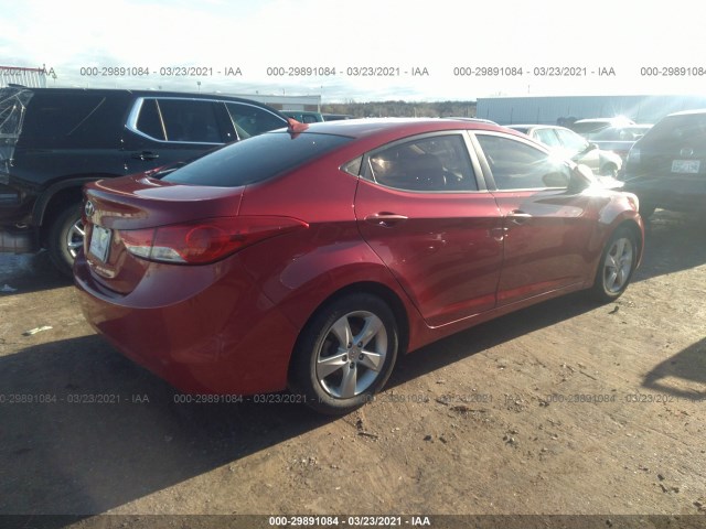 Photo 3 VIN: KMHDH4AE2DU993507 - HYUNDAI ELANTRA 