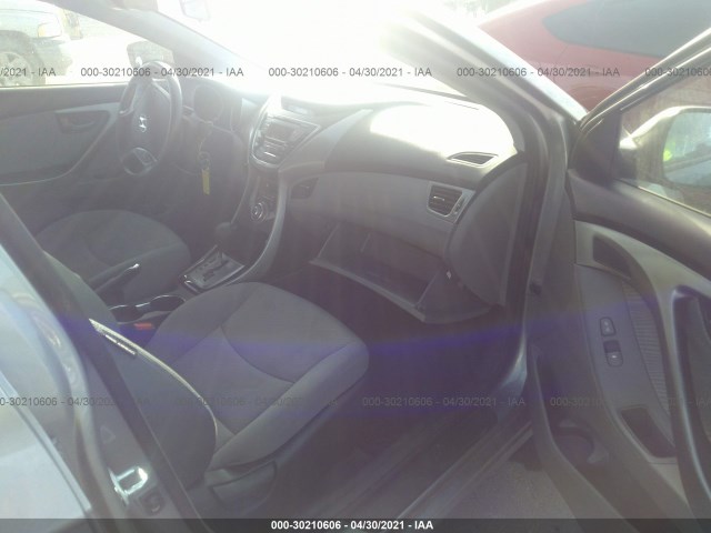 Photo 4 VIN: KMHDH4AE2DU999386 - HYUNDAI ELANTRA 