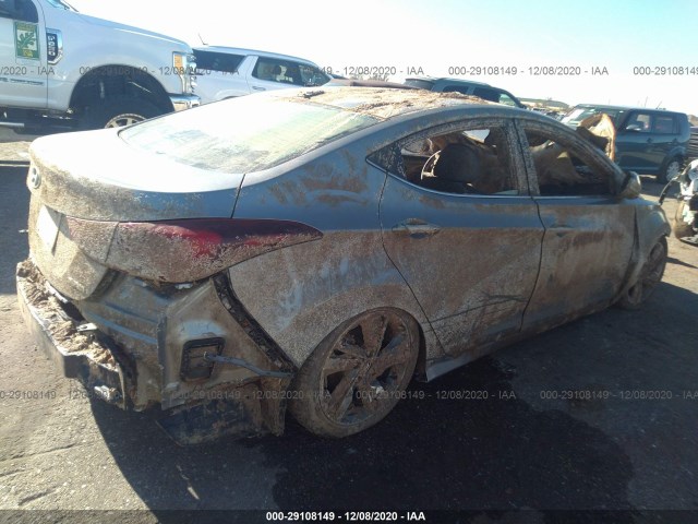 Photo 3 VIN: KMHDH4AE2EU143703 - HYUNDAI ELANTRA 