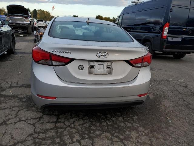 Photo 5 VIN: KMHDH4AE2FU225173 - HYUNDAI ELANTRA 