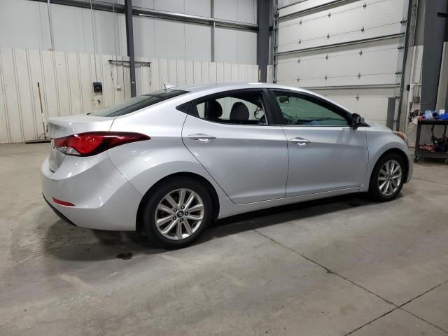 Photo 2 VIN: KMHDH4AE2FU229448 - HYUNDAI ELANTRA SE 