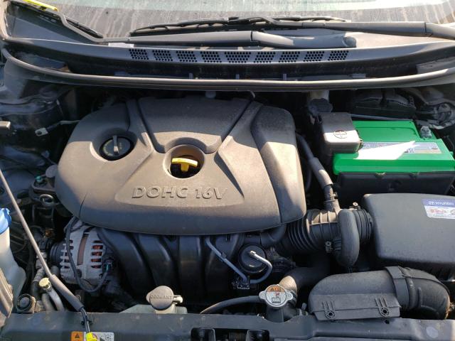 Photo 6 VIN: KMHDH4AE2FU299368 - HYUNDAI ELANTRA SE 