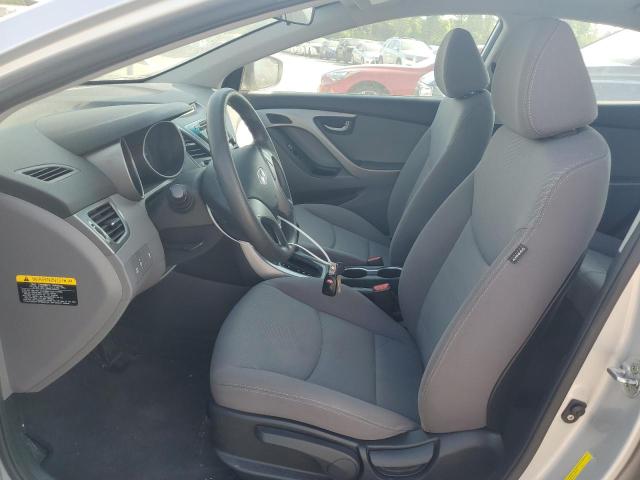 Photo 6 VIN: KMHDH4AE2FU303029 - HYUNDAI ELANTRA 