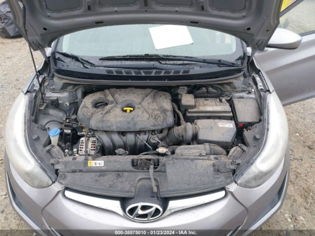 Photo 9 VIN: KMHDH4AE2FU353574 - HYUNDAI ELANTRA 