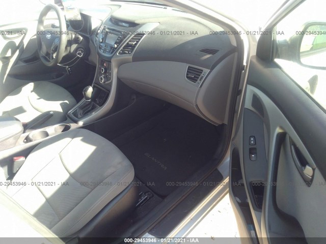 Photo 4 VIN: KMHDH4AE2FU355504 - HYUNDAI ELANTRA 