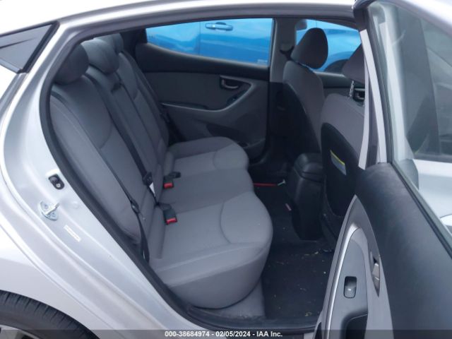 Photo 7 VIN: KMHDH4AE2FU388096 - HYUNDAI ELANTRA 