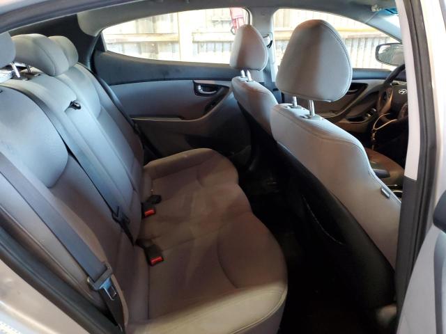 Photo 9 VIN: KMHDH4AE2GU501708 - HYUNDAI ELANTRA SE 