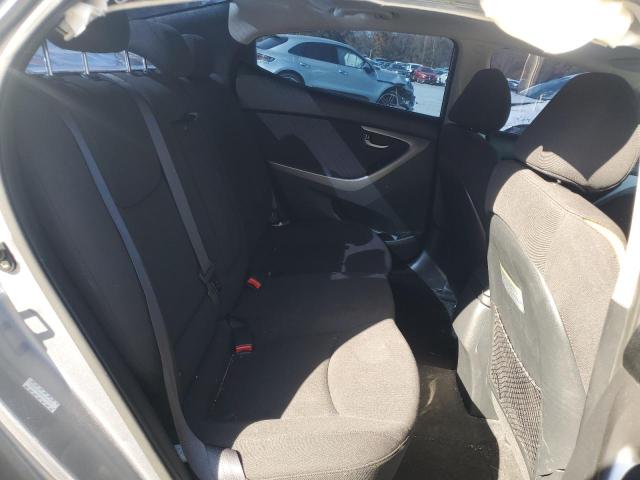 Photo 9 VIN: KMHDH4AE2GU504947 - HYUNDAI ELANTRA SE 