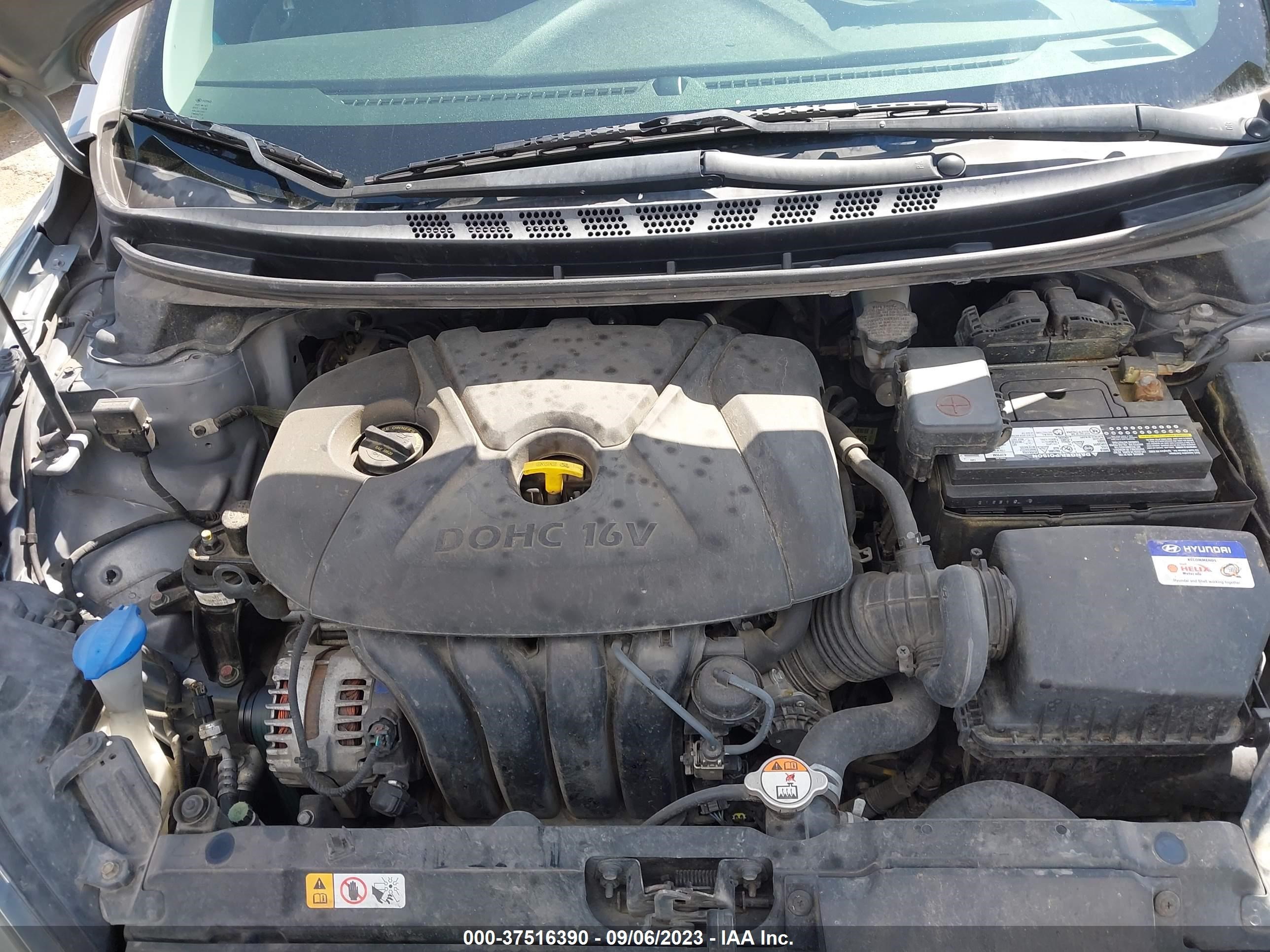 Photo 9 VIN: KMHDH4AE2GU513292 - HYUNDAI ELANTRA 