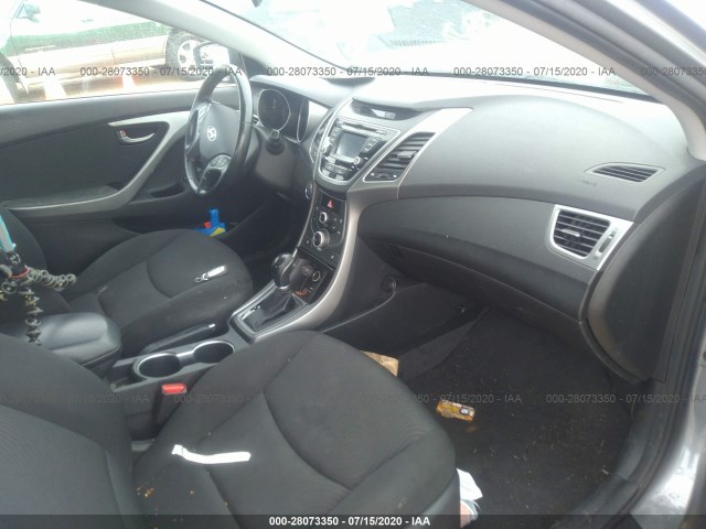 Photo 4 VIN: KMHDH4AE2GU527970 - HYUNDAI ELANTRA 