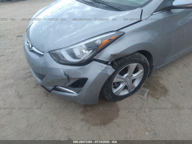 Photo 5 VIN: KMHDH4AE2GU527970 - HYUNDAI ELANTRA 