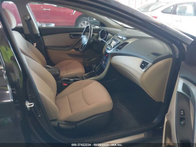 Photo 4 VIN: KMHDH4AE2GU566347 - HYUNDAI ELANTRA 