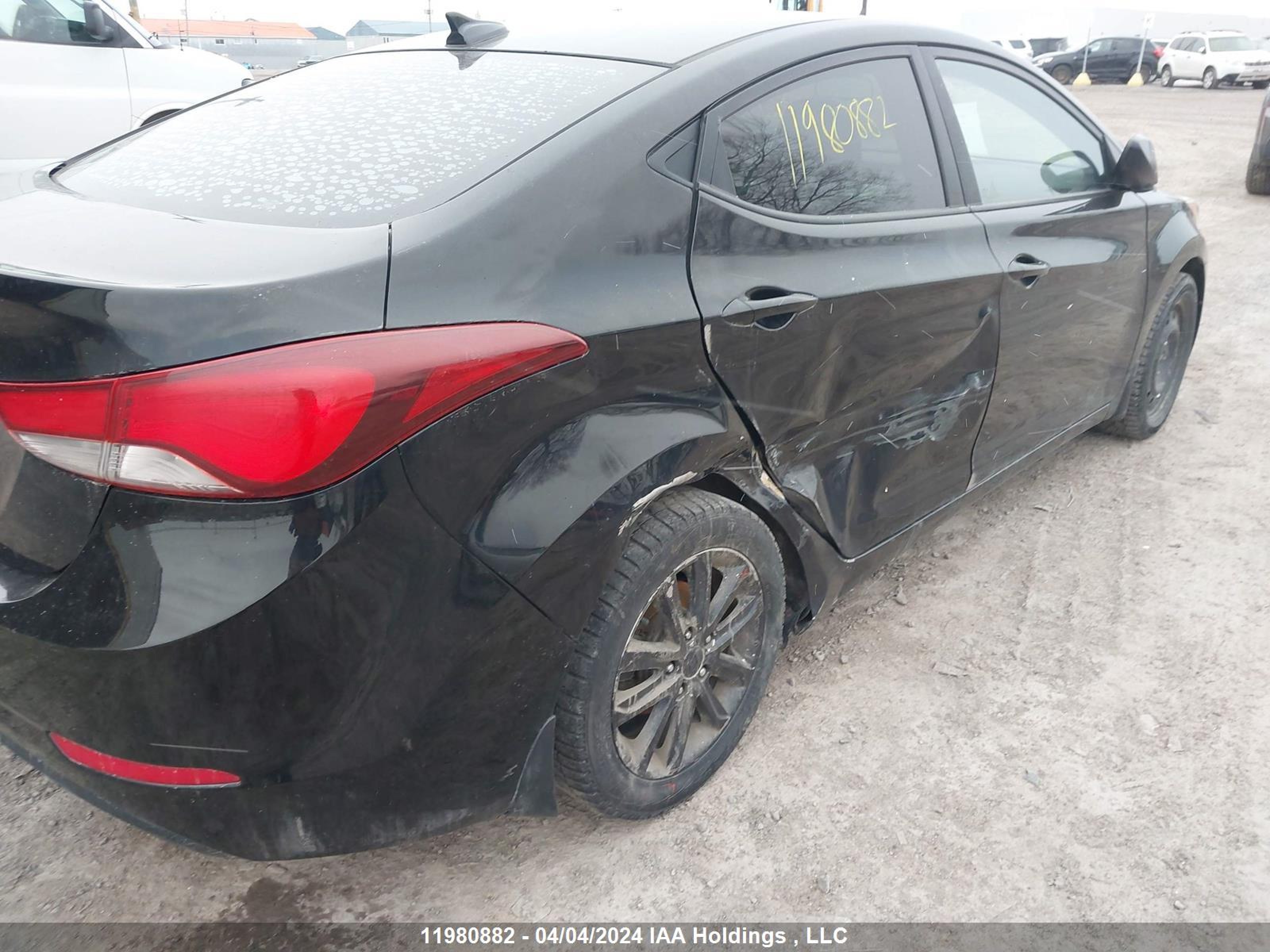 Photo 5 VIN: KMHDH4AE2GU569166 - HYUNDAI ELANTRA 